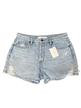 Women’s Nordstrom Light Wash Distressed Blue Jean Shorts Large